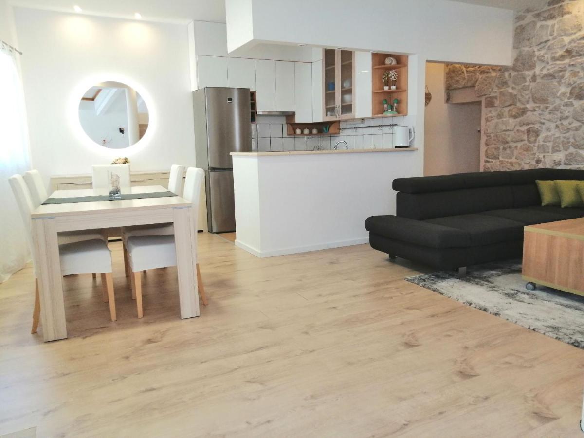 Apartment Julija Водице Экстерьер фото